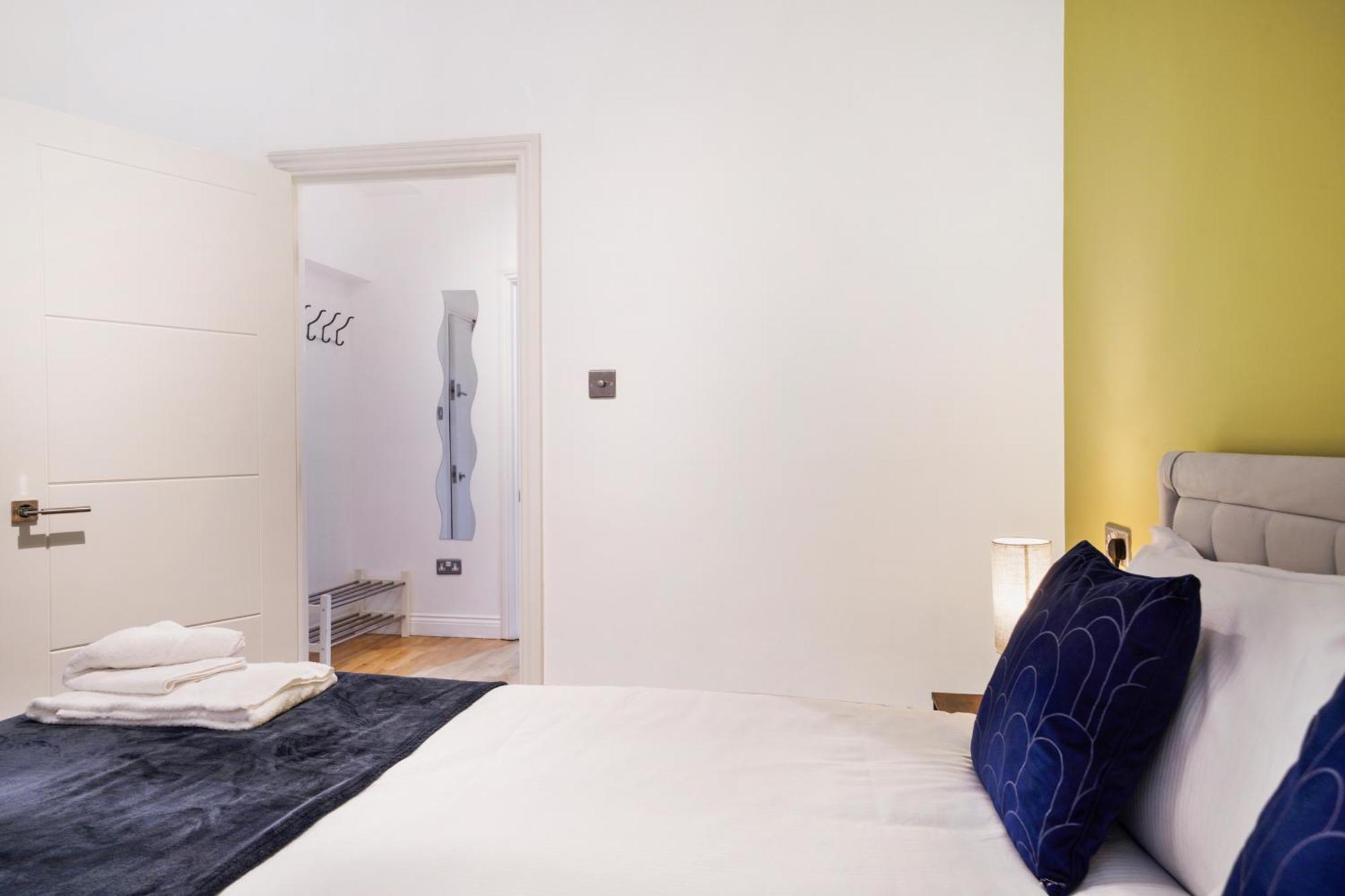 Apt 1, Soho Apartments 1St Floor By Indigo Flats London Exterior photo